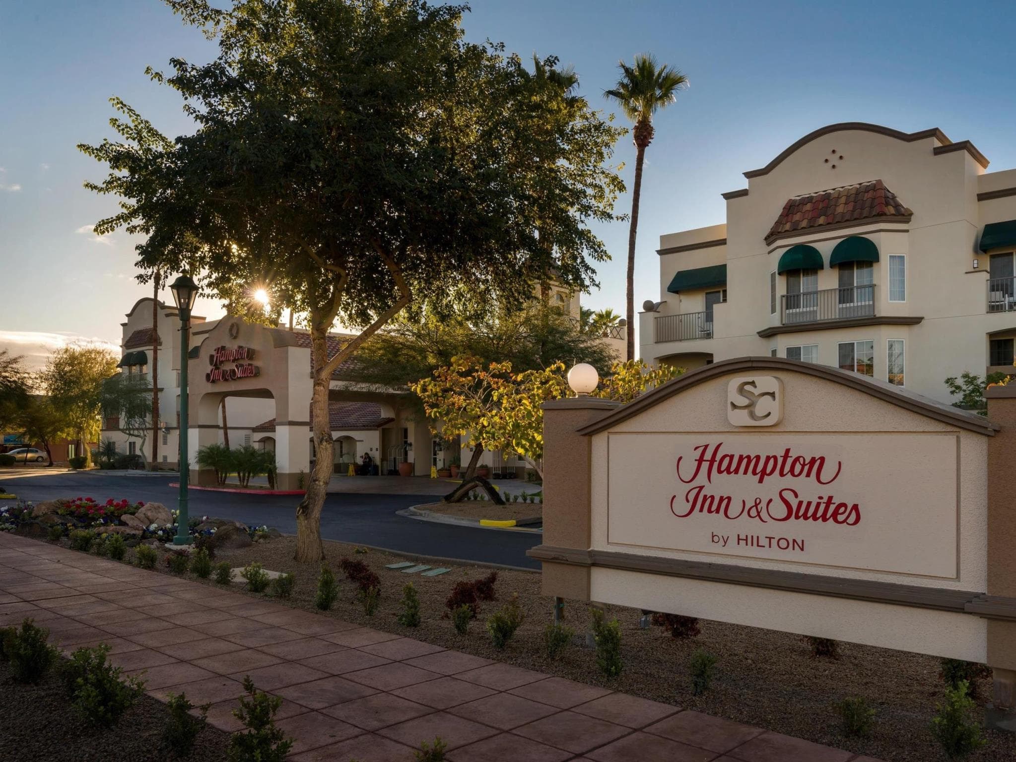 Hampton Inn & Suites Phoenix/Scottsdale photo 3