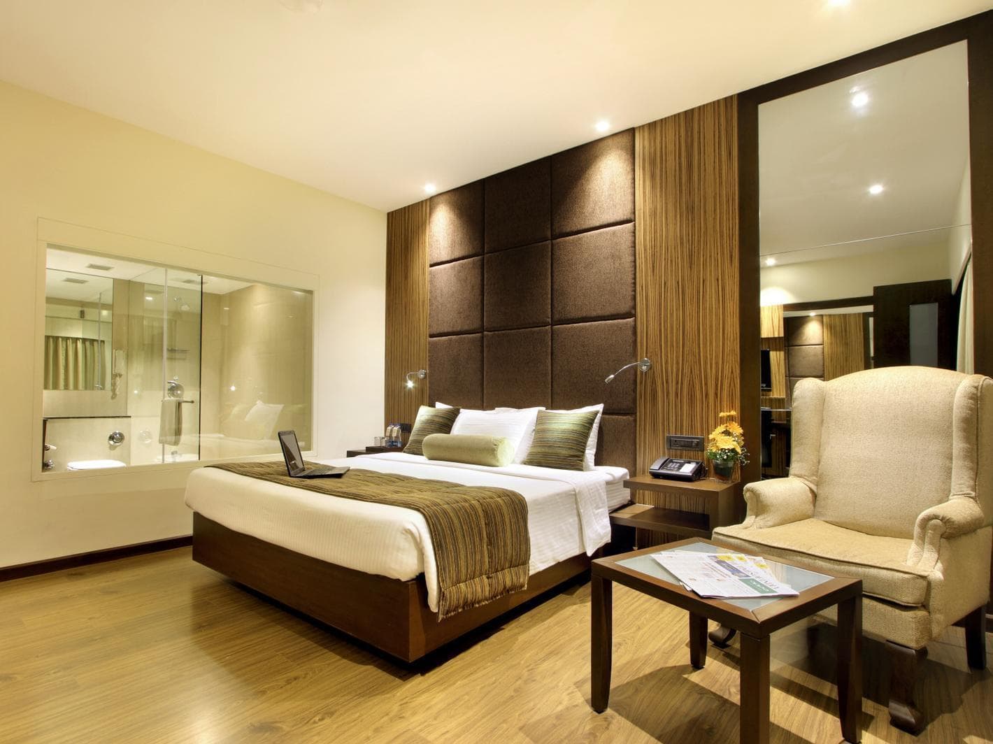 Express Towers Hotel photo 2