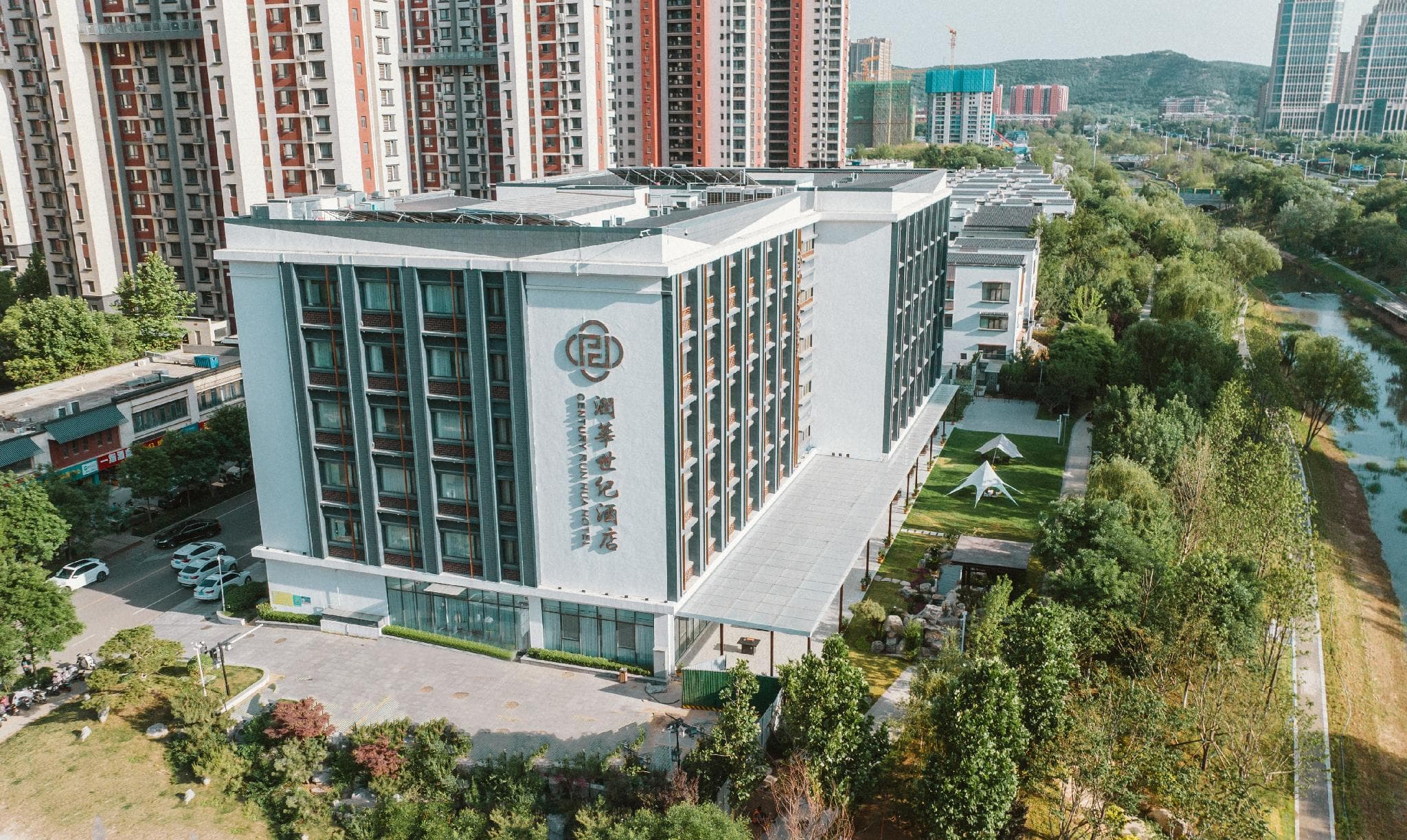 Century Runhua  Hotel 润华世纪酒店（济南西站国际会展中心店） photo 3