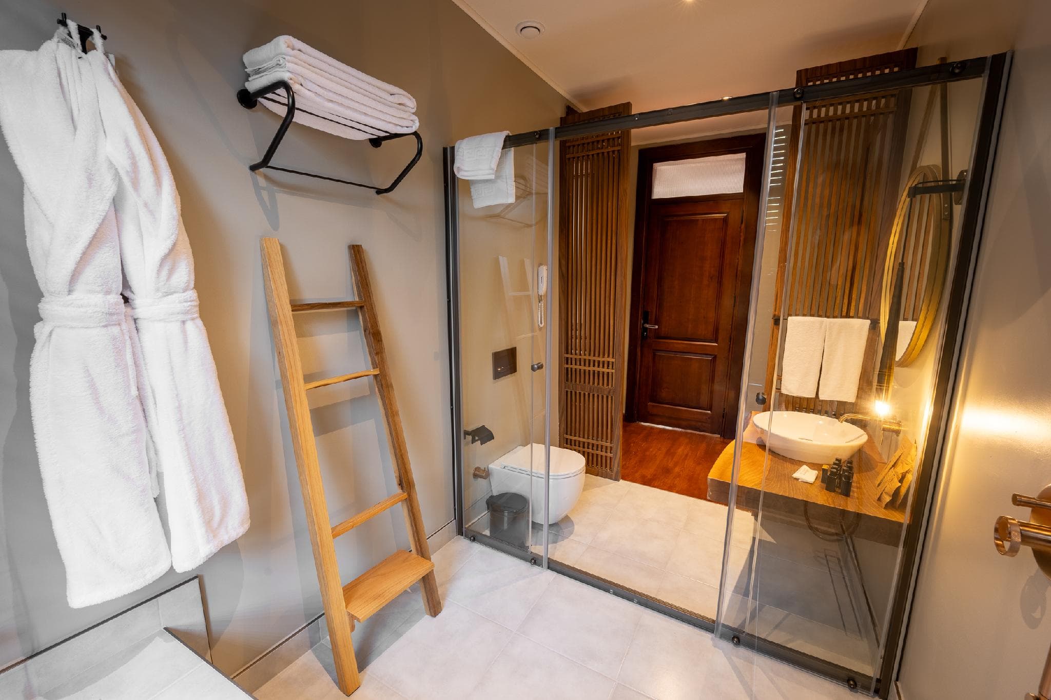 Belmondo Suites photo 2