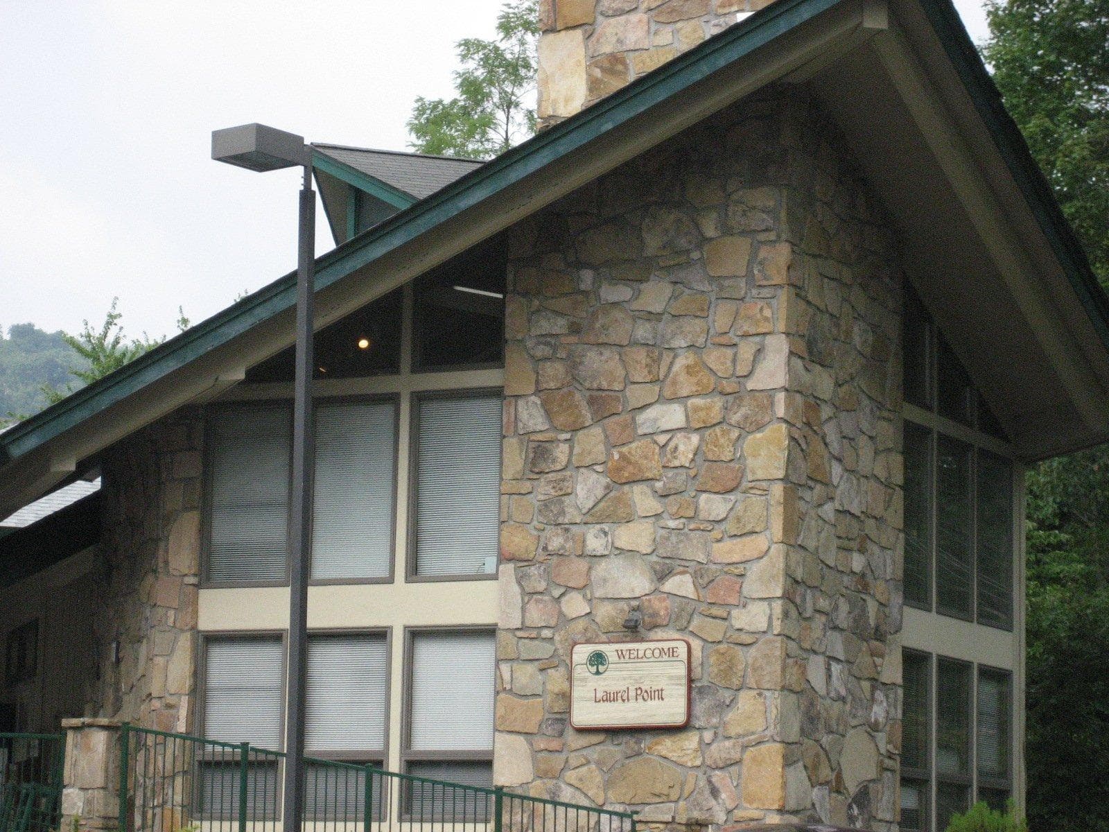 Laurel Point Resort photo 5