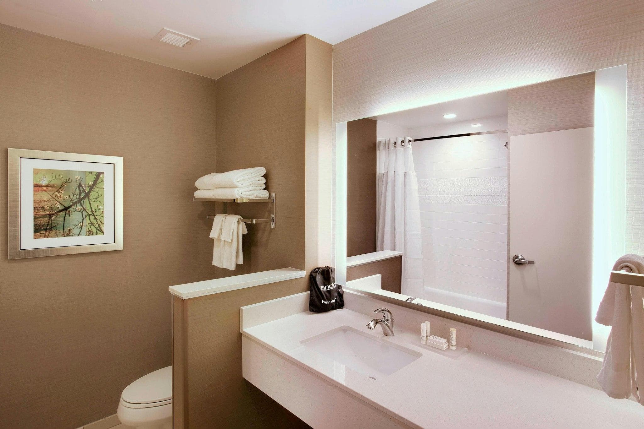Fairfield by Marriott Inn & Suites Phoenix Tempe/Airport photo 2