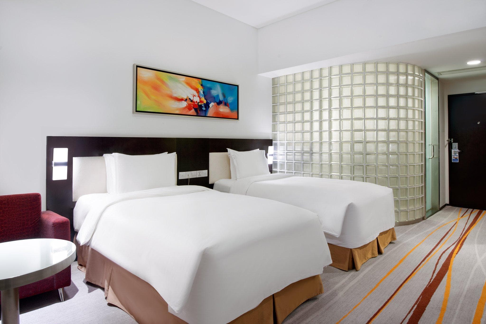 Holiday Inn Express Gulou Chengdu By IHG photo 2