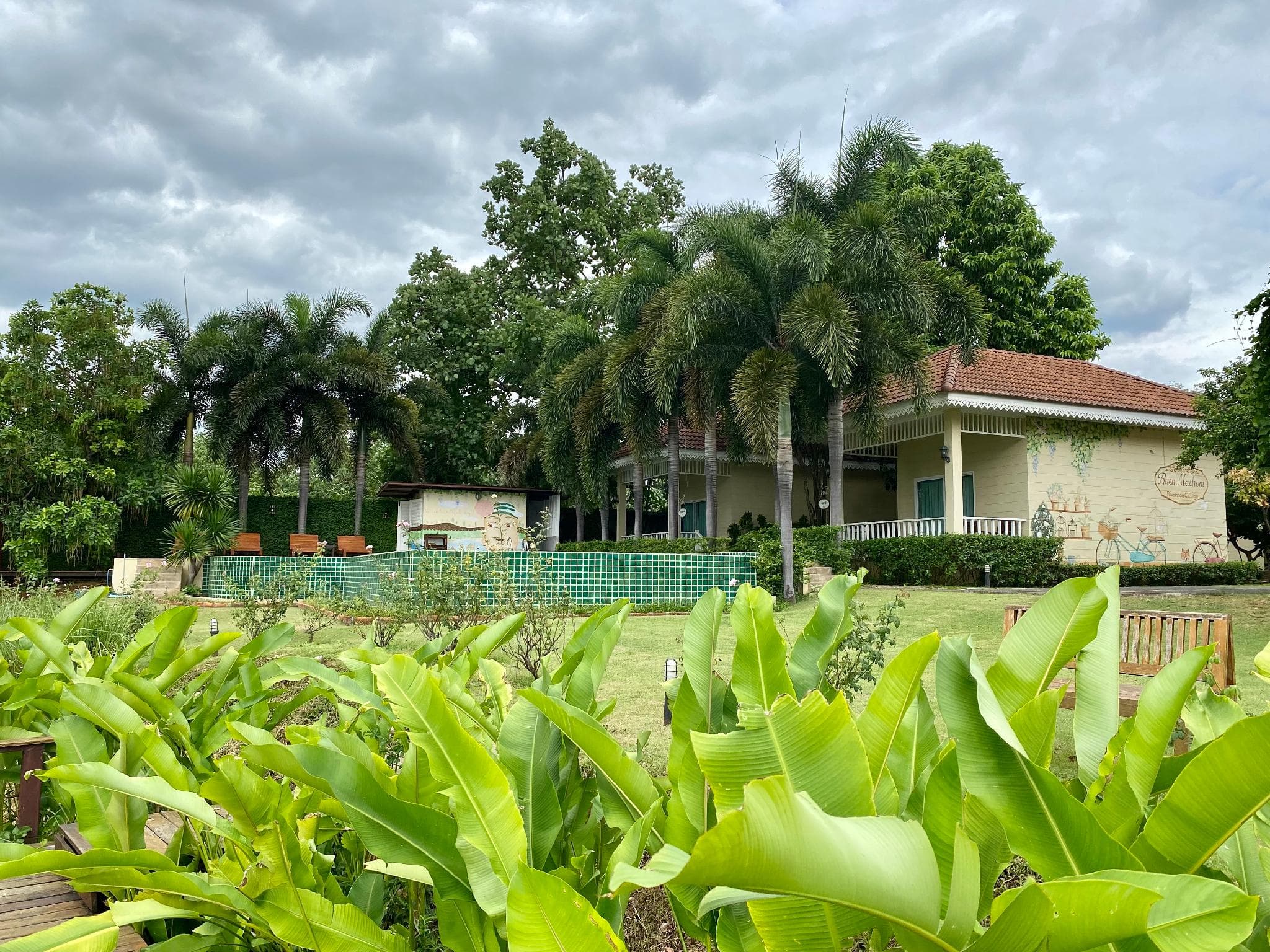 Ruen Maihom Riverside Cottage photo 4