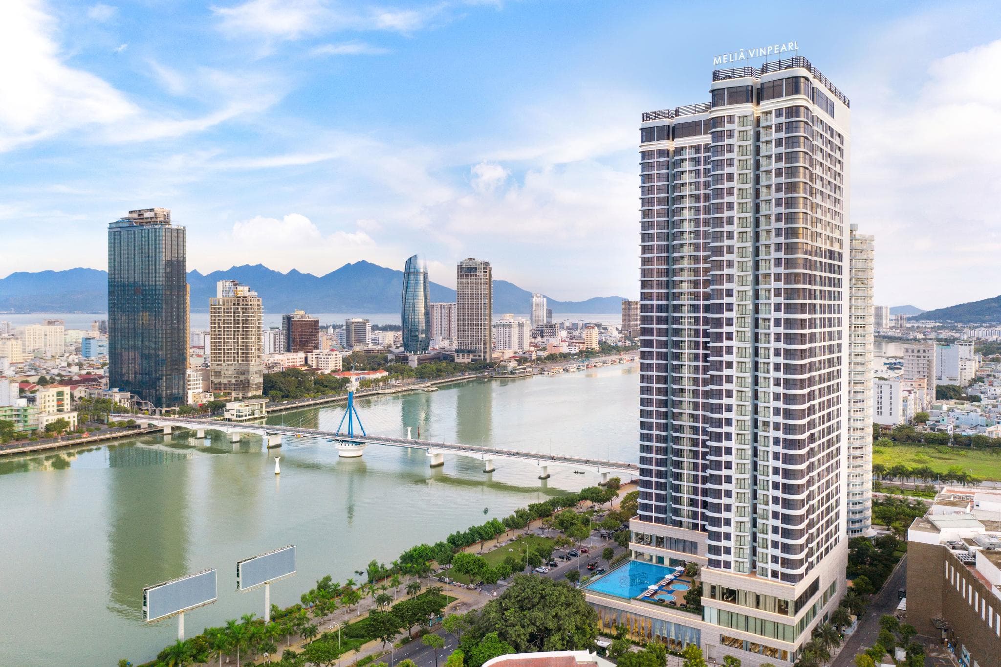 Melia Vinpearl Danang Riverfront photo 4