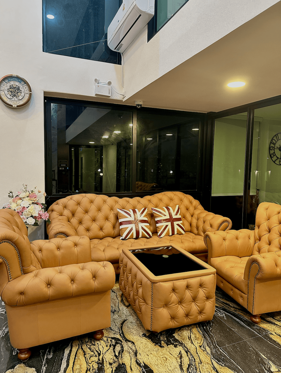 Arunsakhon luxury condo photo 4