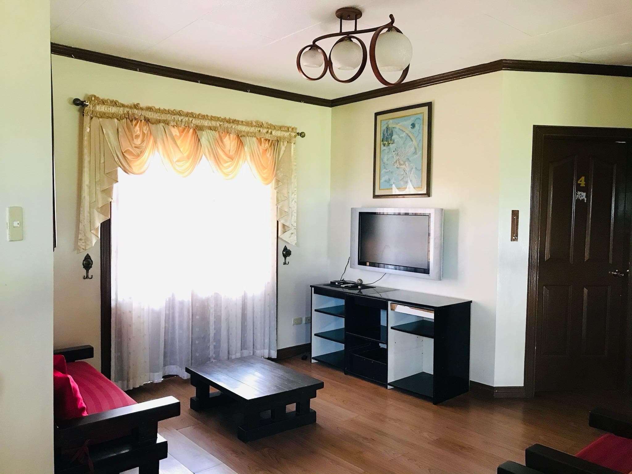 Villa Adelle At Silang photo 2