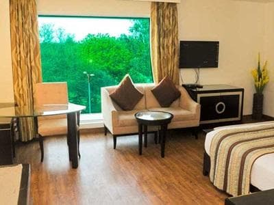 Venizia Sarovar Portico Delhi photo 3