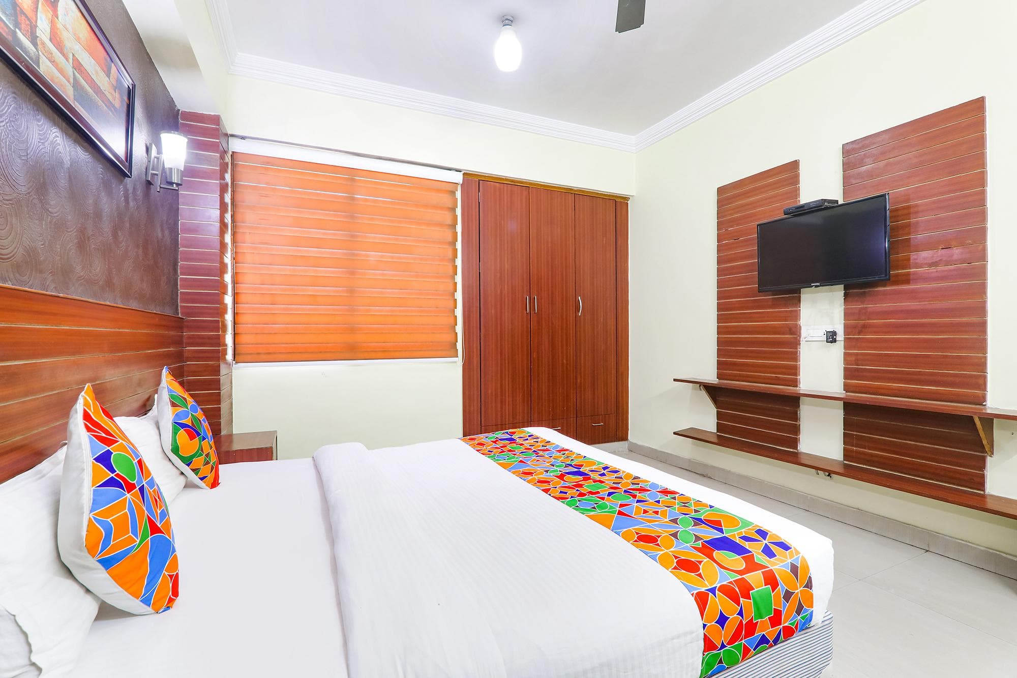 FabHotel Royal Ville photo 5