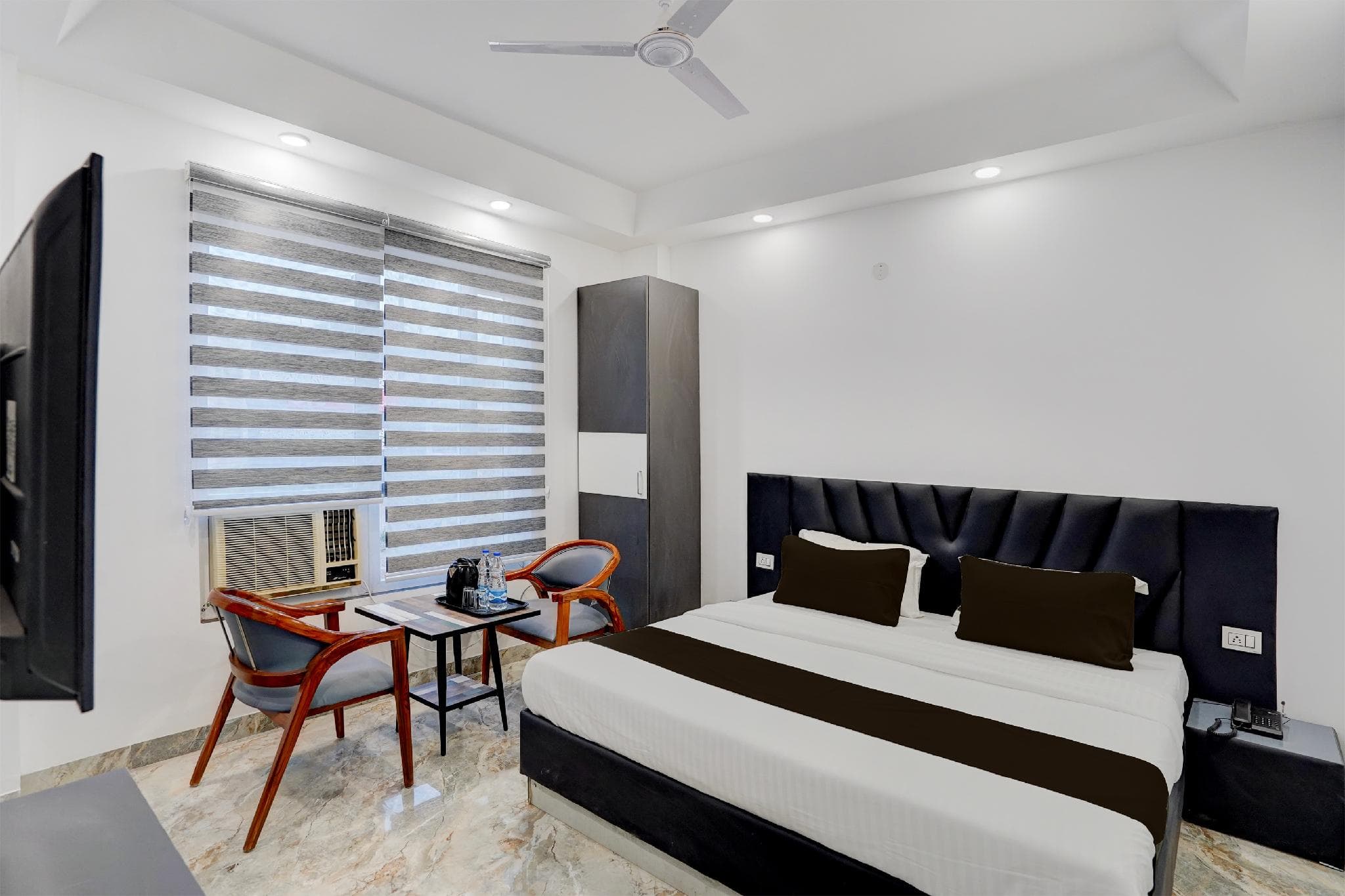 Hotel O Premium Rooms photo 2