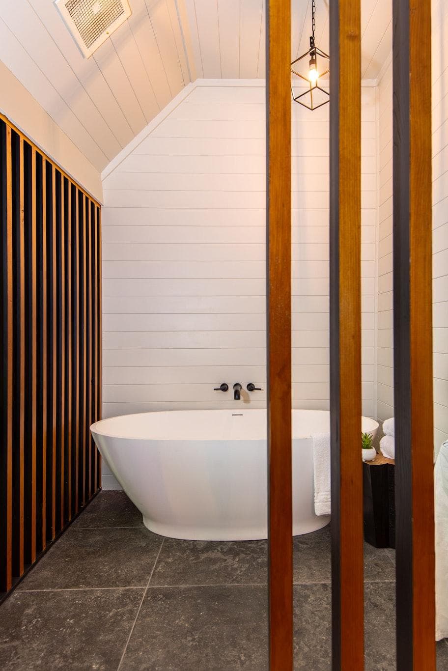 Historic Rocky Waters Inn, A Small Luxury Hotel photo 5