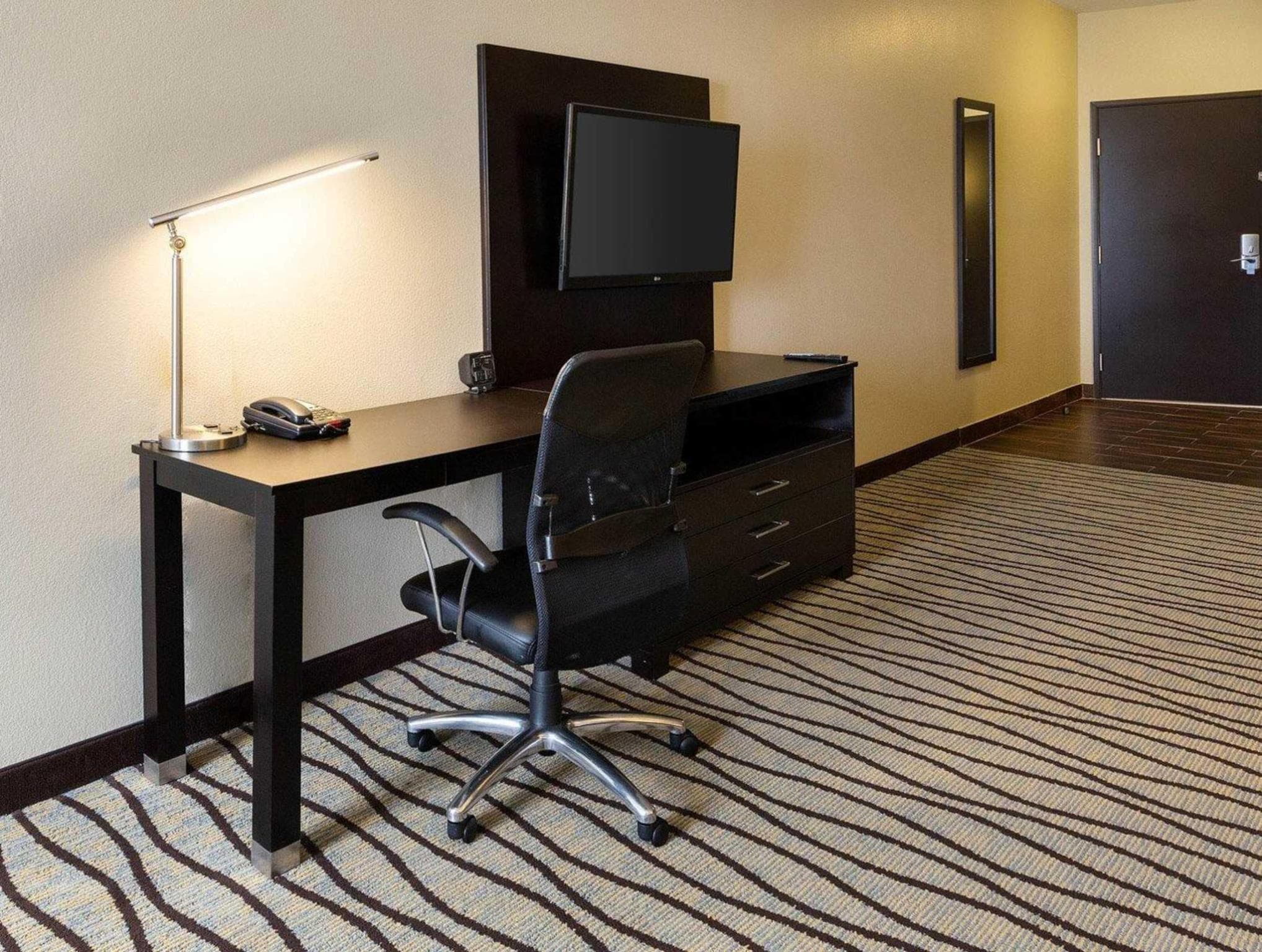 Comfort Suites near Westchase on Beltway 8 photo 5