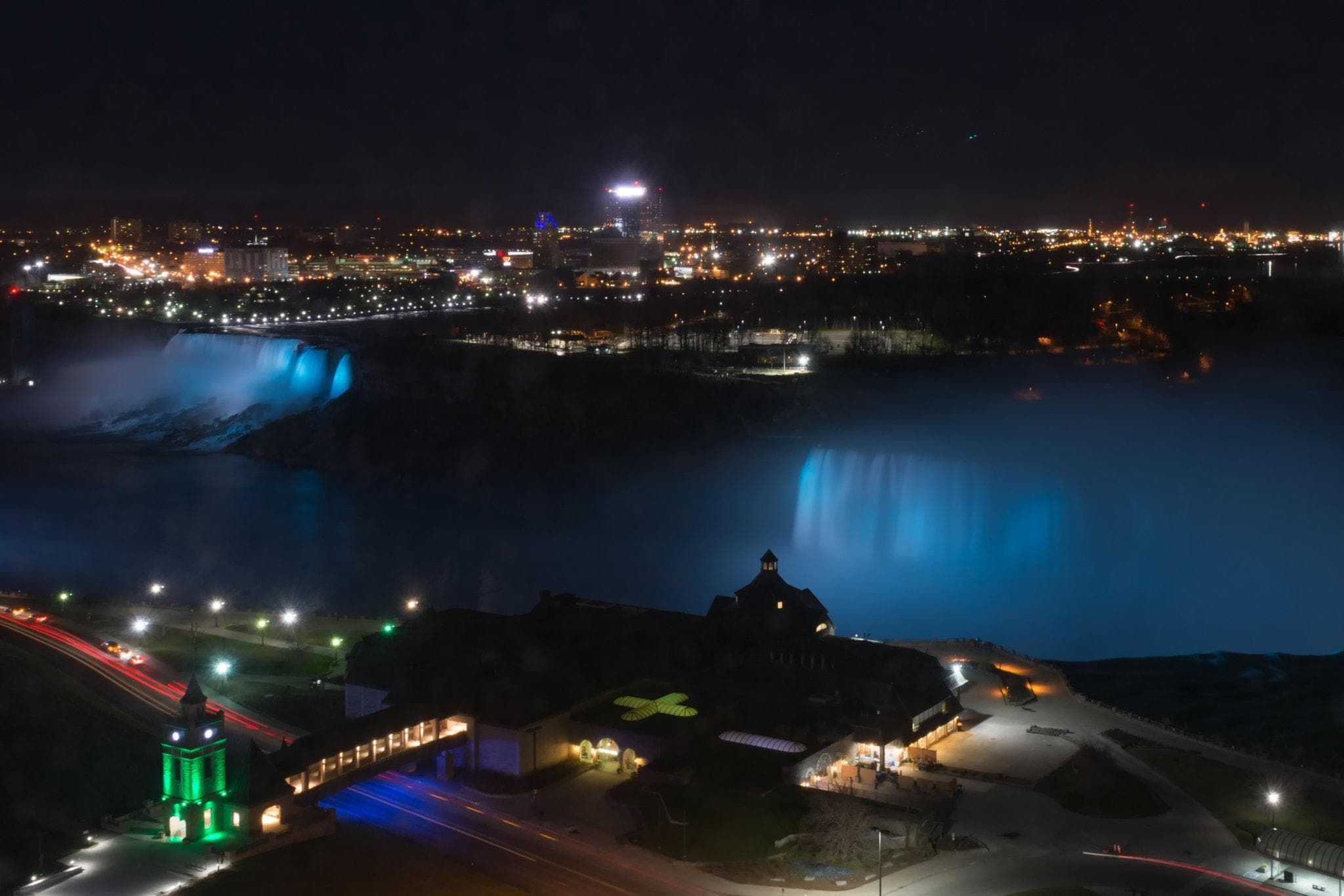 Niagara Falls Marriott Fallsview Hotel & Spa photo 2