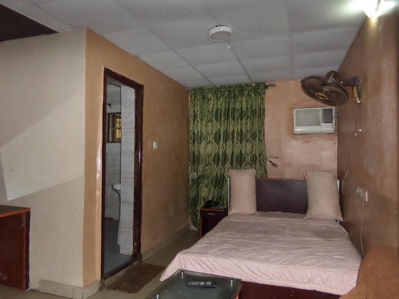 B & S Hotel photo 2
