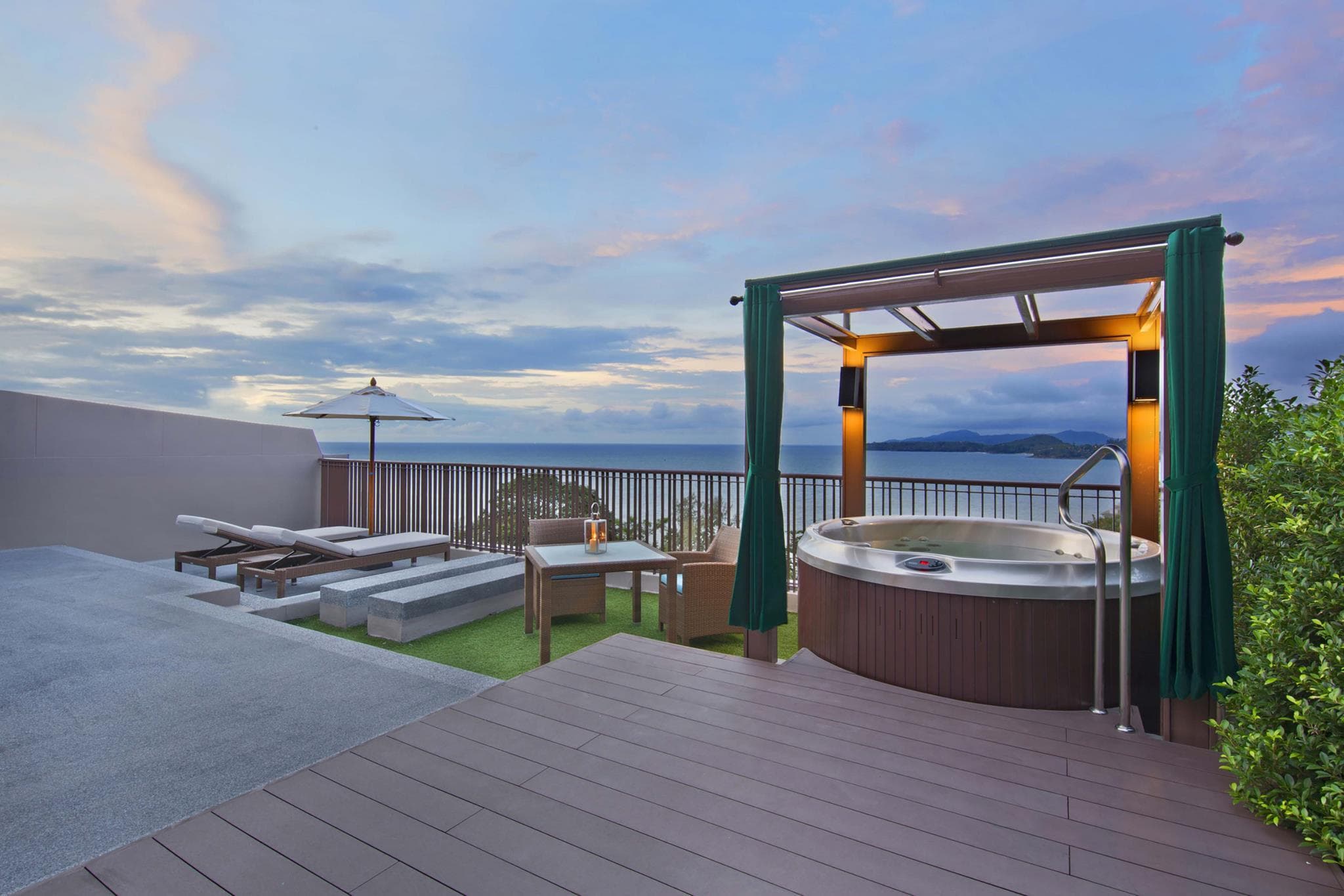 Hyatt Regency Phuket Resort photo 2
