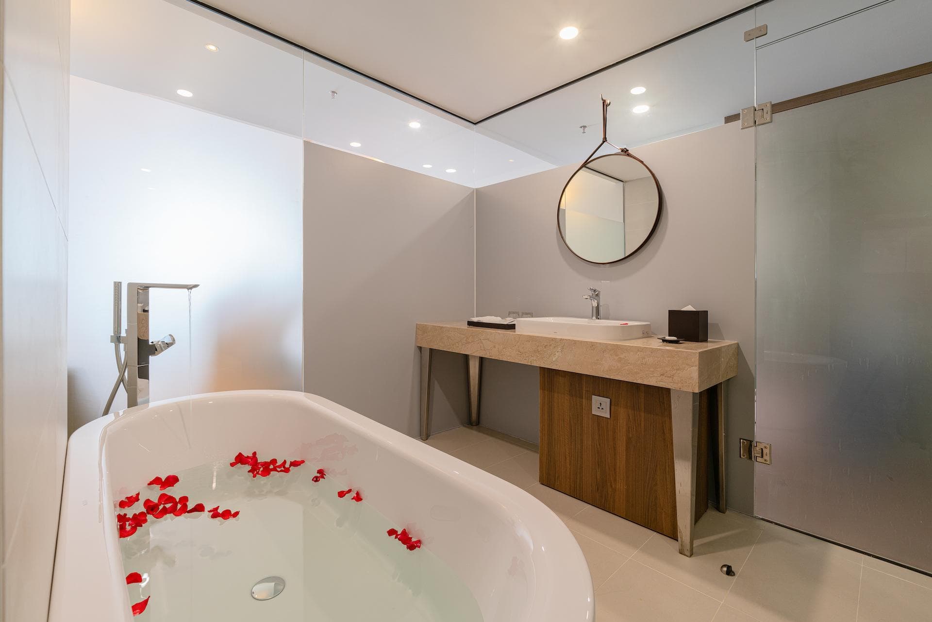 Gonsala Hotel Nha Trang photo 2