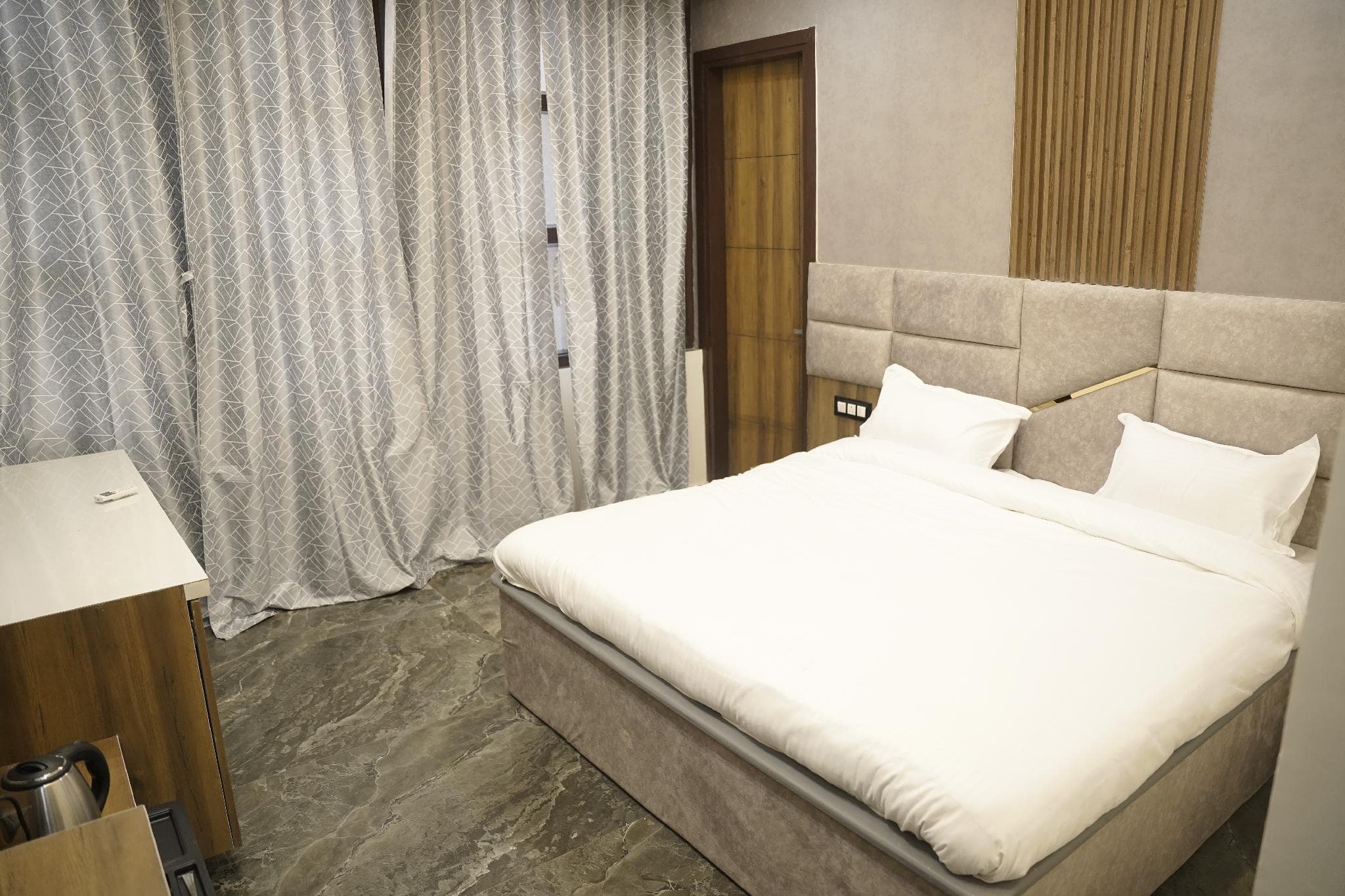 Hotel Platinum photo 2