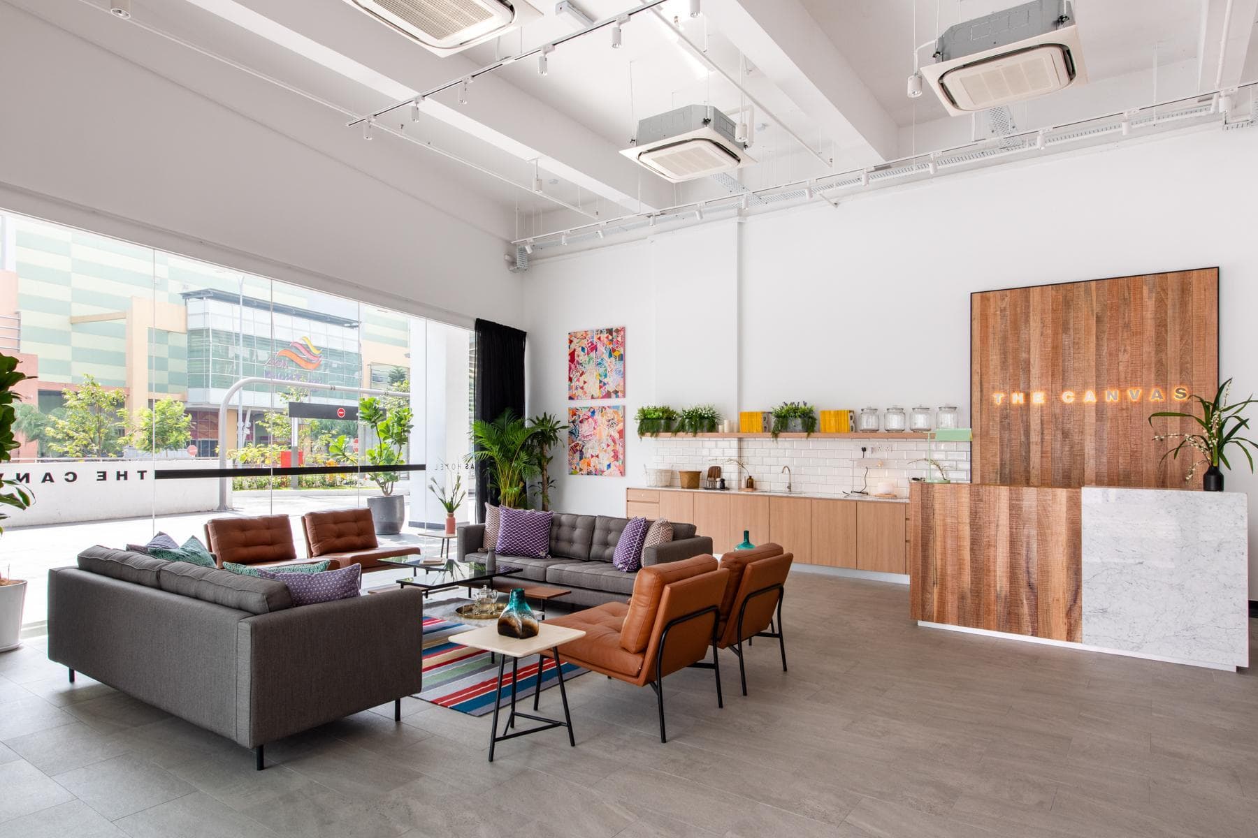 The Canvas Hotel photo 2