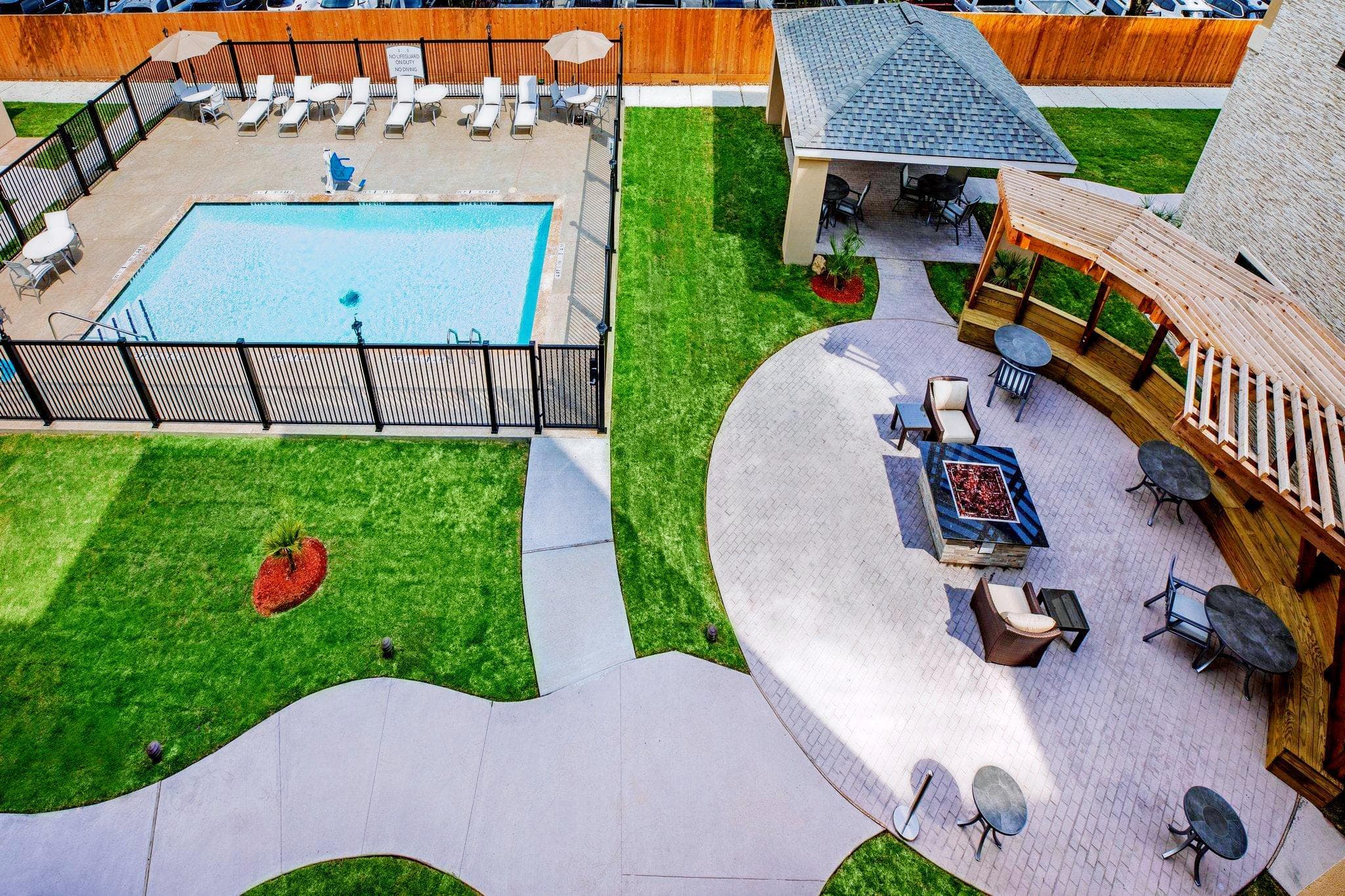 Staybridge Suites IAH Airport East By IHG