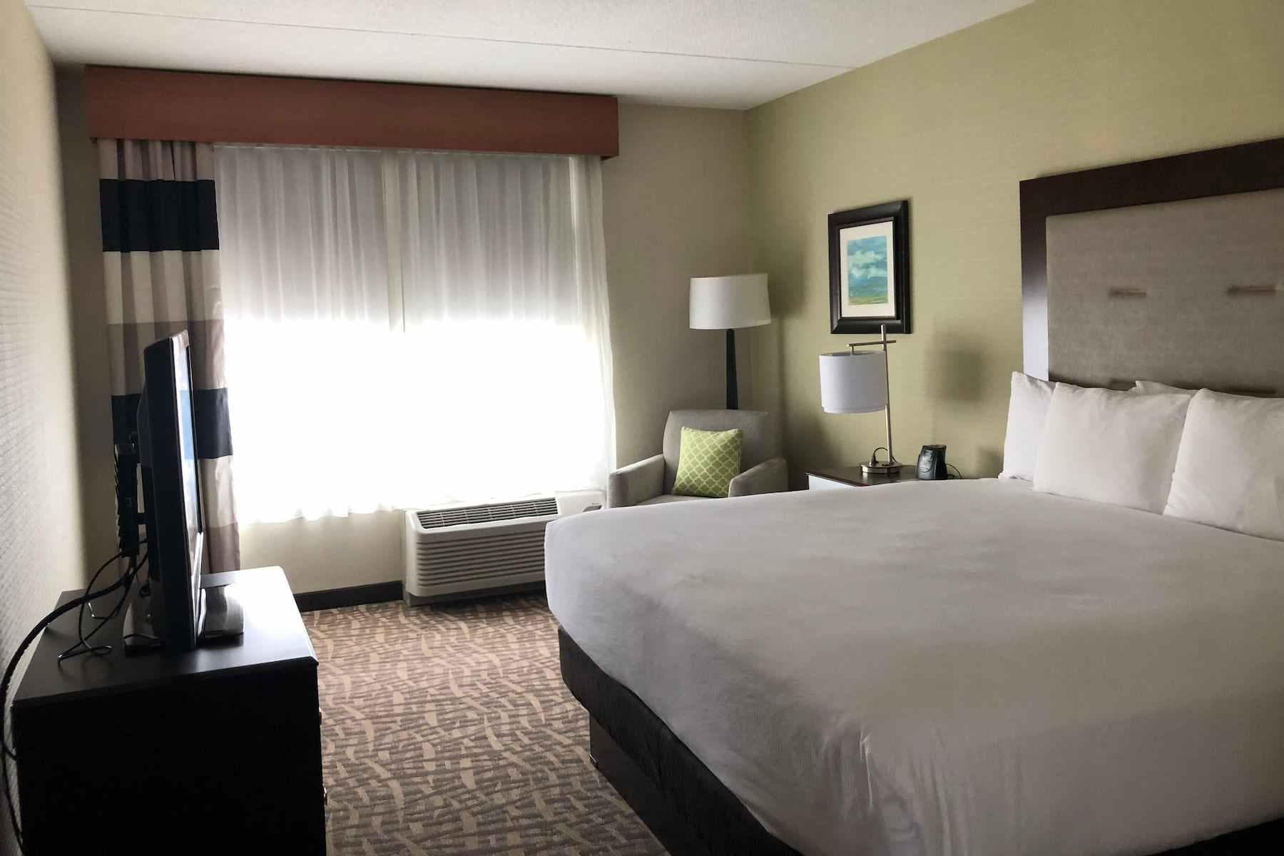 Wyndham Garden Buffalo Downtown photo 2