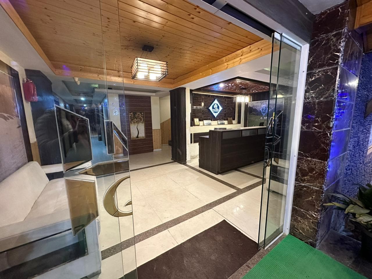 Hotel Manali Queen photo 3
