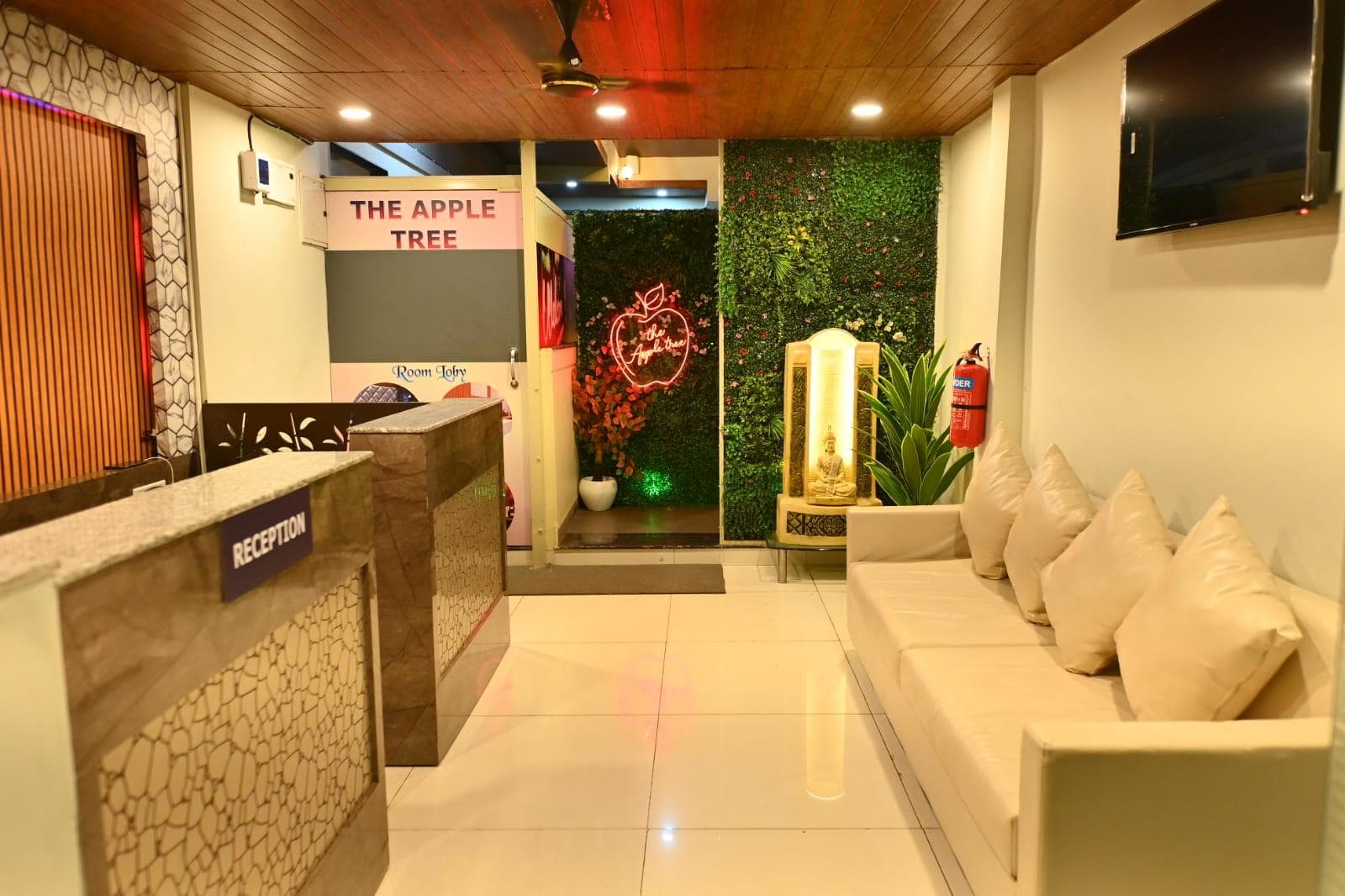 The Apple Tree Hotel photo 4