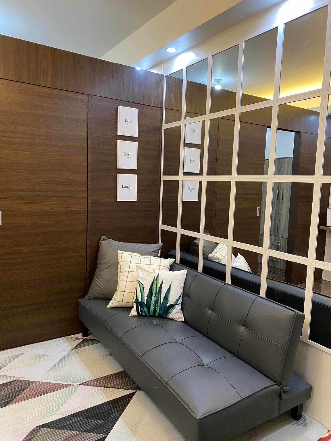 Homey 1-bedroom condo at the center of Makati