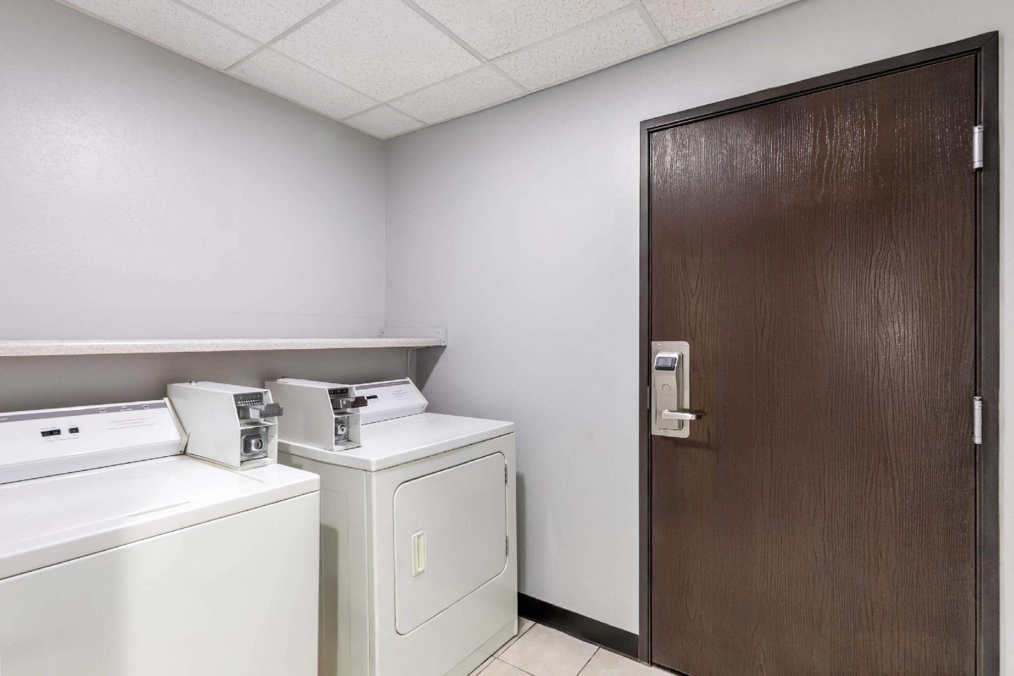 Brentwood Suites Nashville, an Ascend Collection Hotel