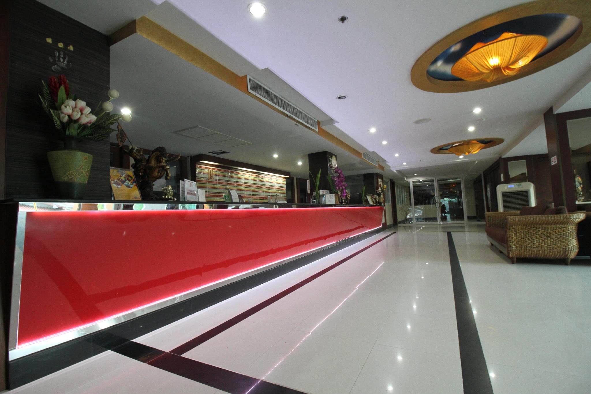 Convenient Grand Plus Hotel Suvarnabhumi photo 4