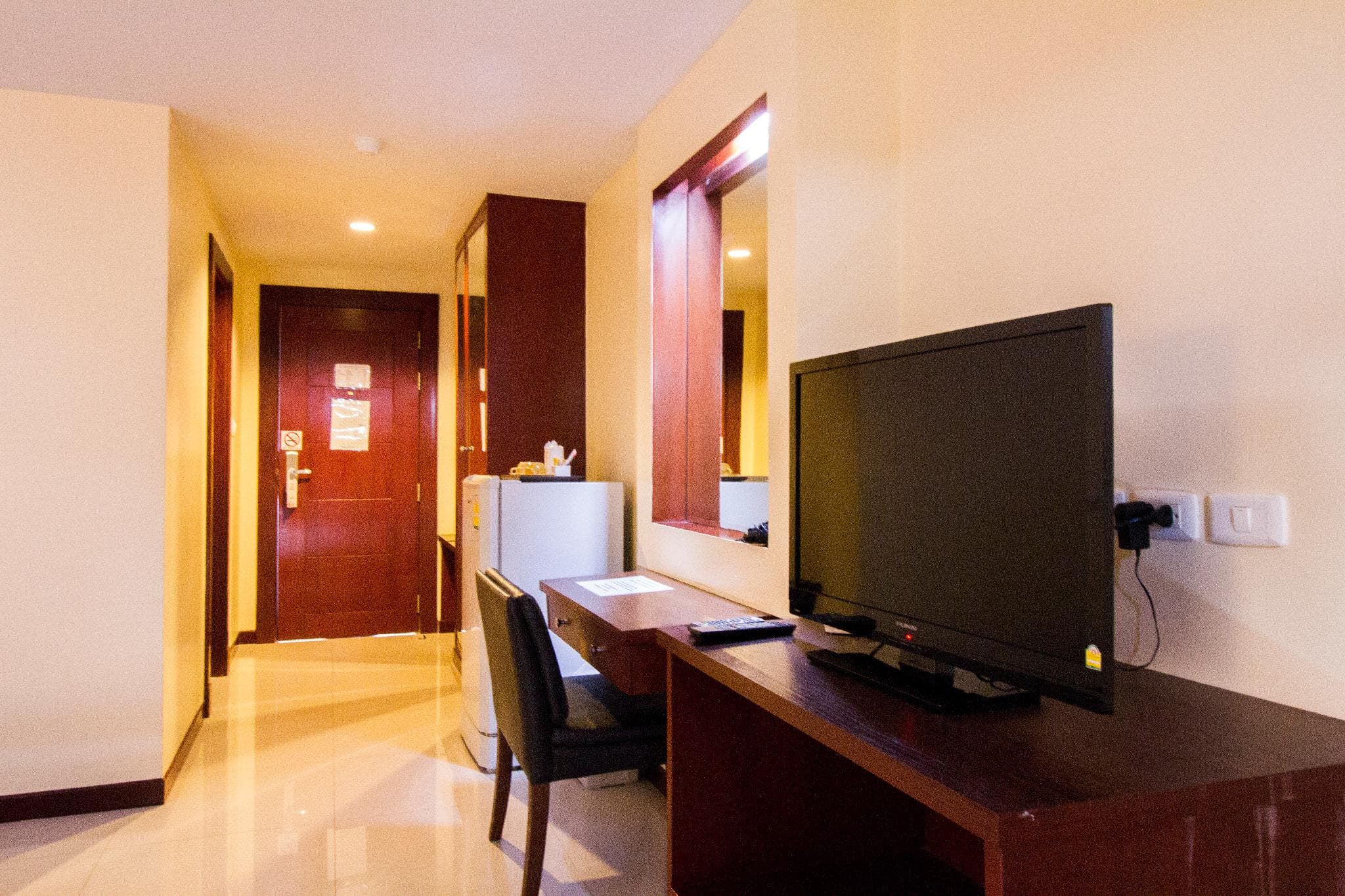 Convenient Grand Plus Hotel Suvarnabhumi photo 2