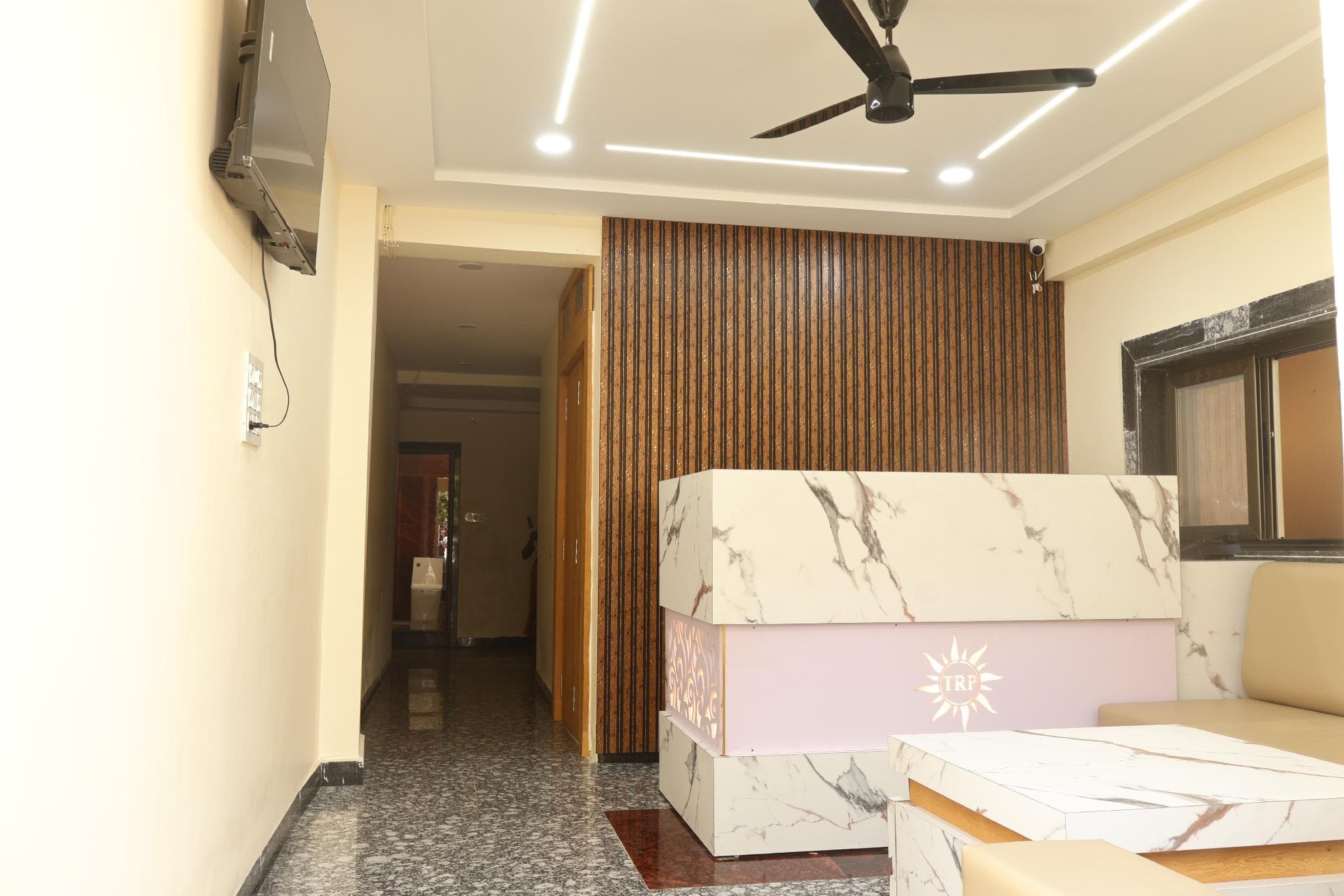 THE RAJPUTANA PALACE photo 3