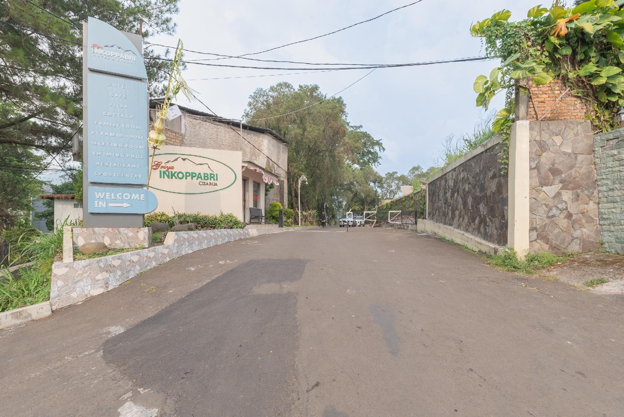 Urbanview Hotel Inkoppabri Cisarua Puncak photo 5
