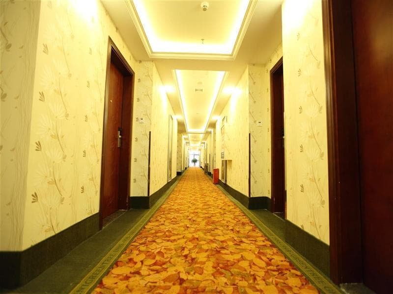 GreenTree Inn GuangDong HuiZhou South Railway Station DanShui RenMin Road Business Hotel photo 4