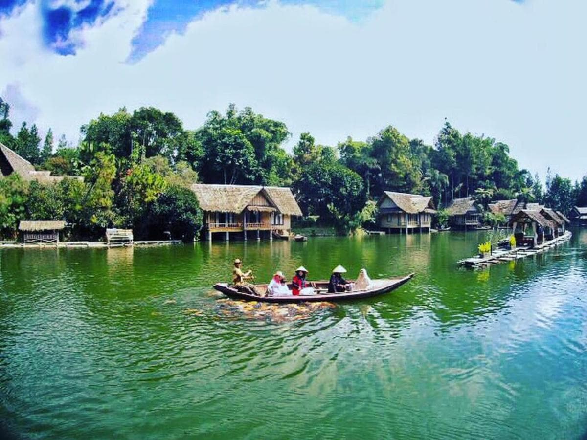 Kampung Sampireun Resort & Spa