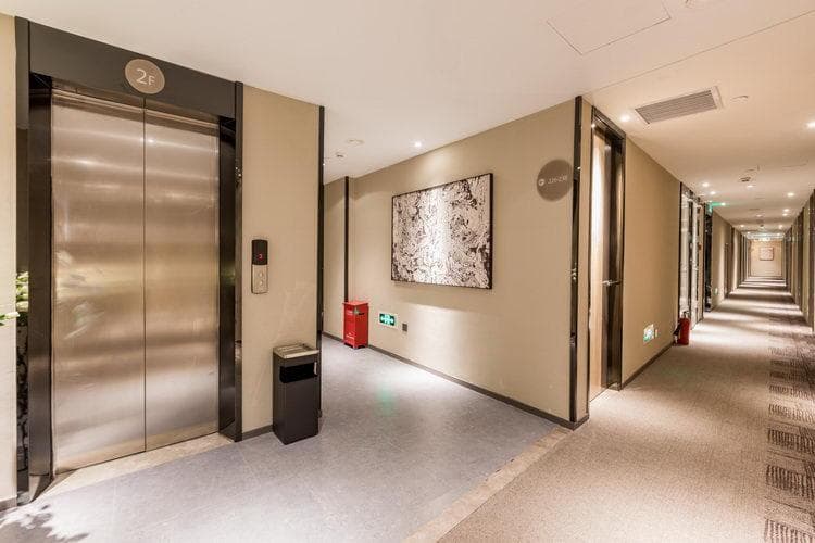 Home Inn Neo Shenzhen Nanshan Coastal City Nanyou Metro Station photo 2
