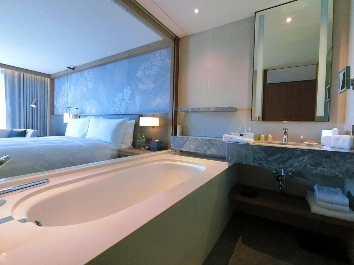 DoubleTree by Hilton Taipei Zhongshan photo 2