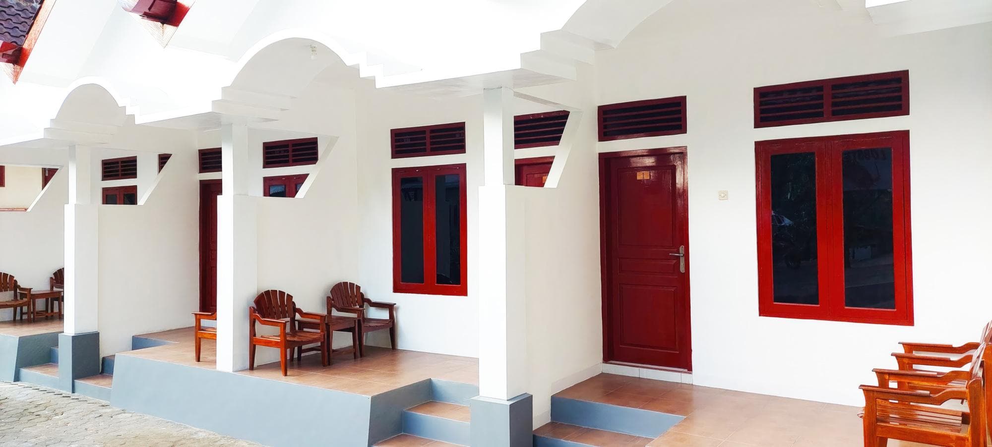 Sarwi Endah Beach Cottage