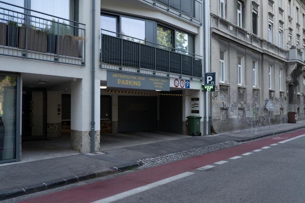 Reverie Hotel photo 4