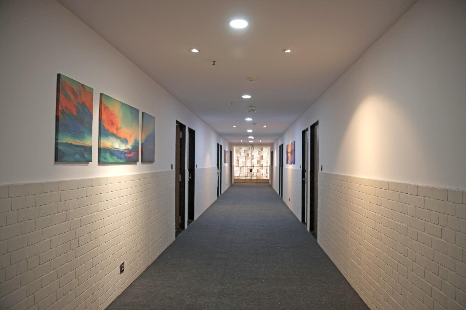 Hotel Elegant Inn - Vesu, Surat photo 3