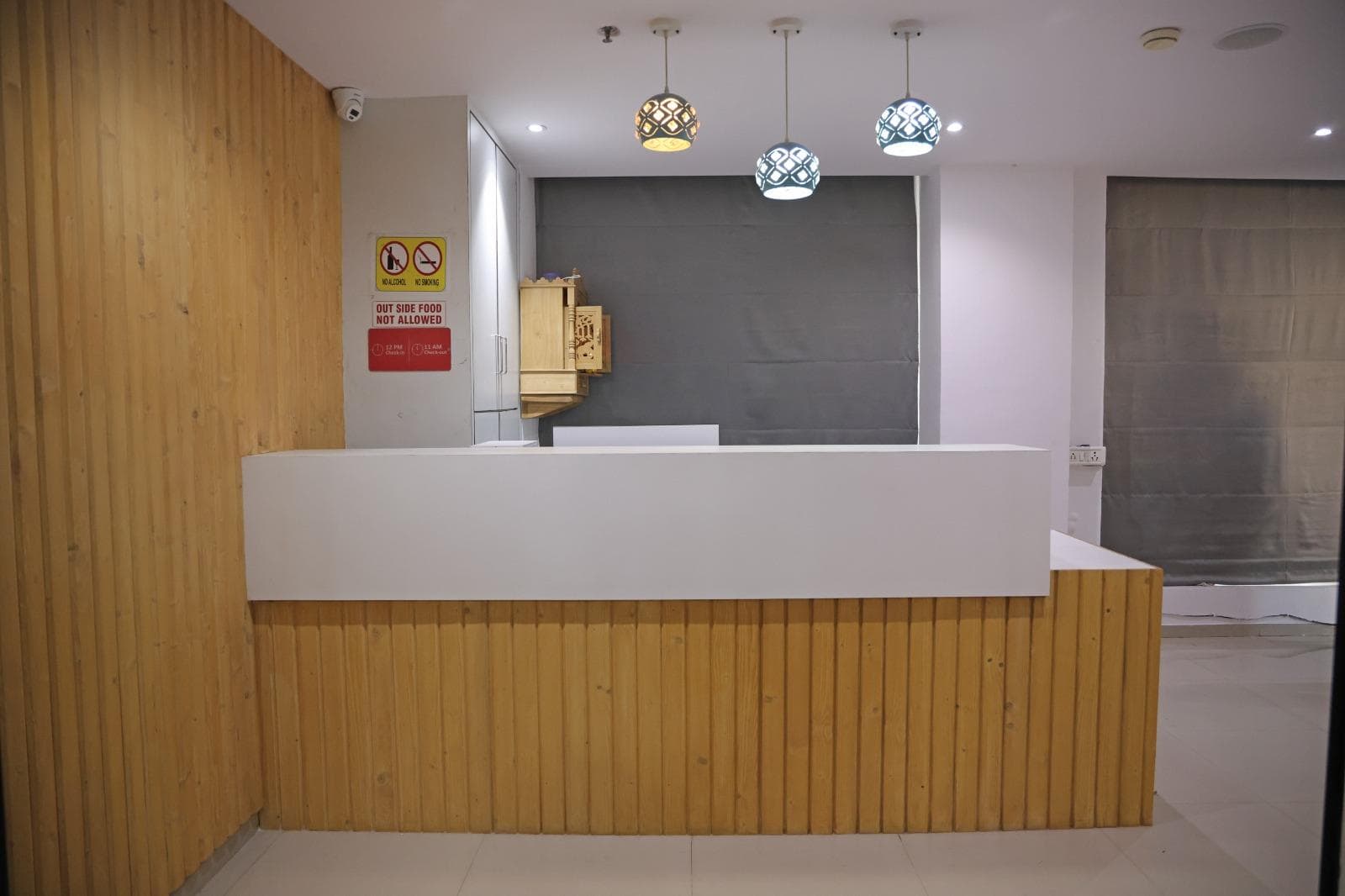 Hotel Elegant Inn - Vesu, Surat
