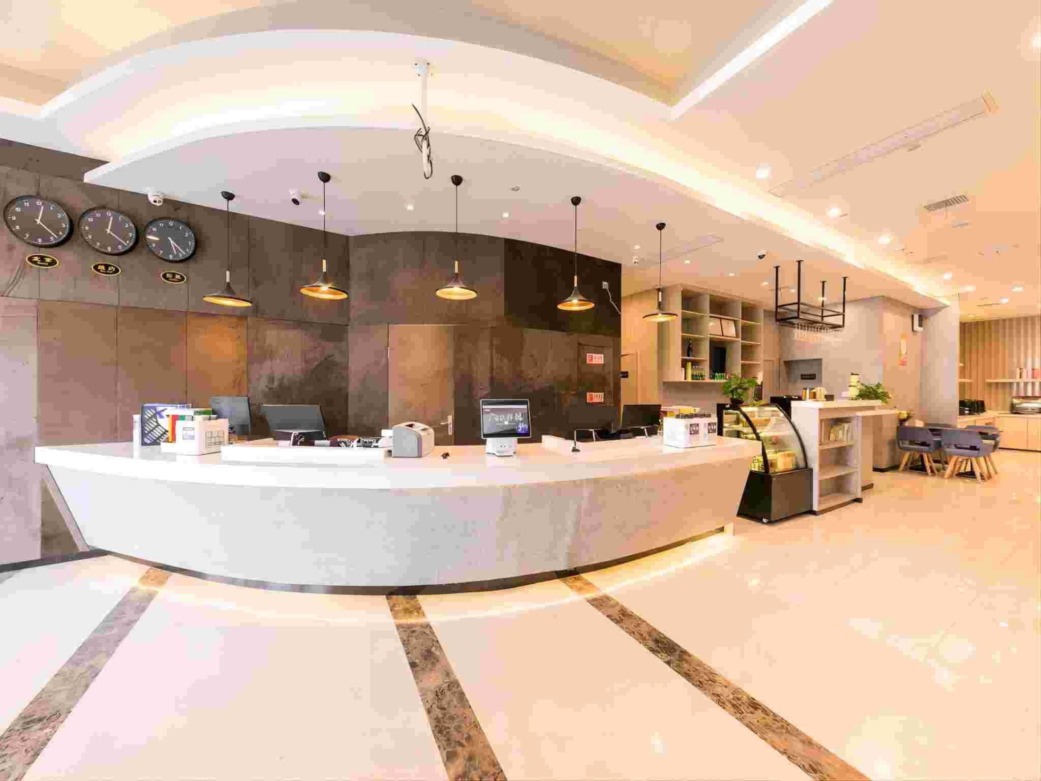 Ibis Styles Hotel Suzhou Yangcheng Lake Middle Road Metro Station