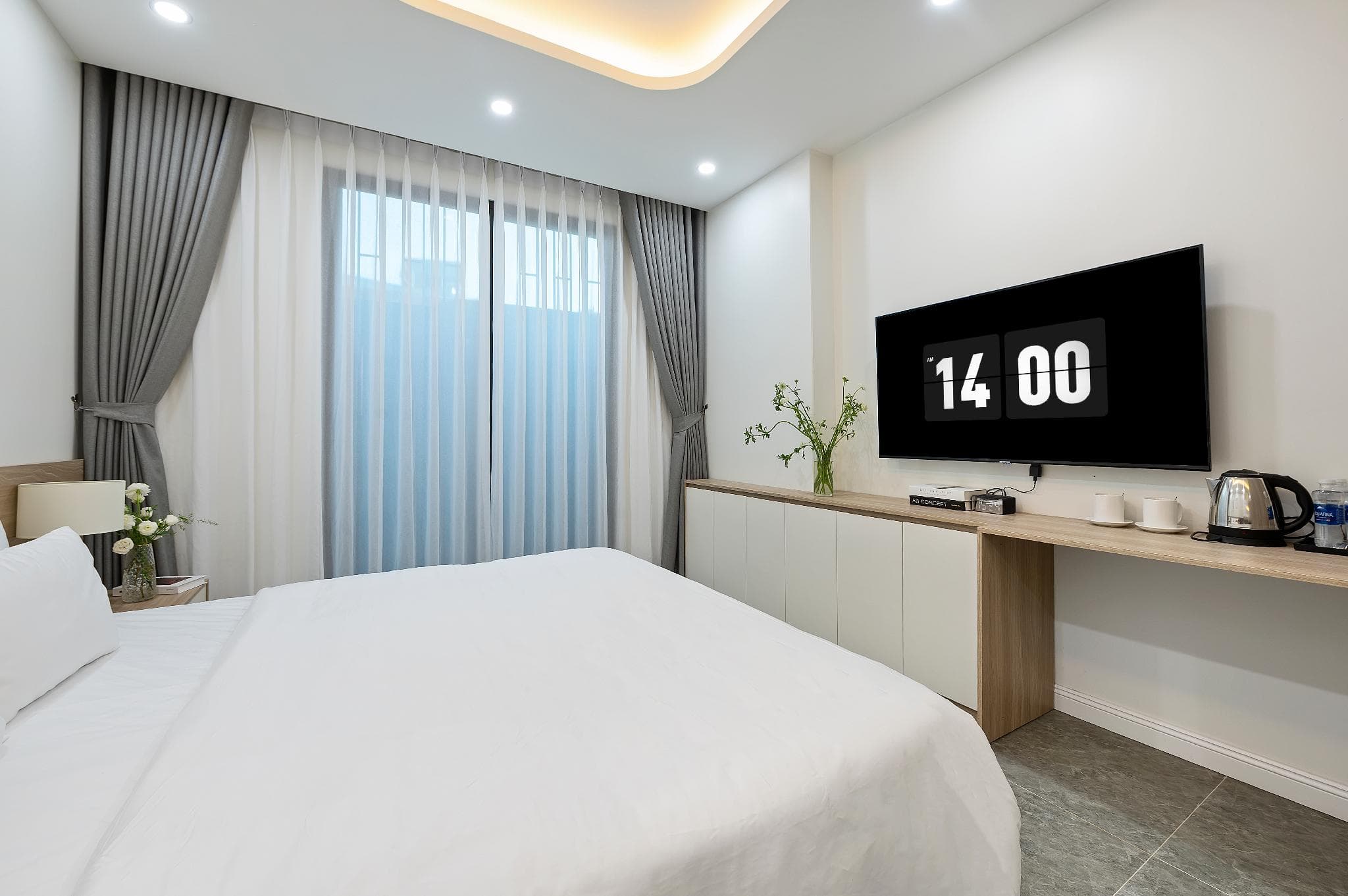 Cosmos Hotel Tay Ho photo 4