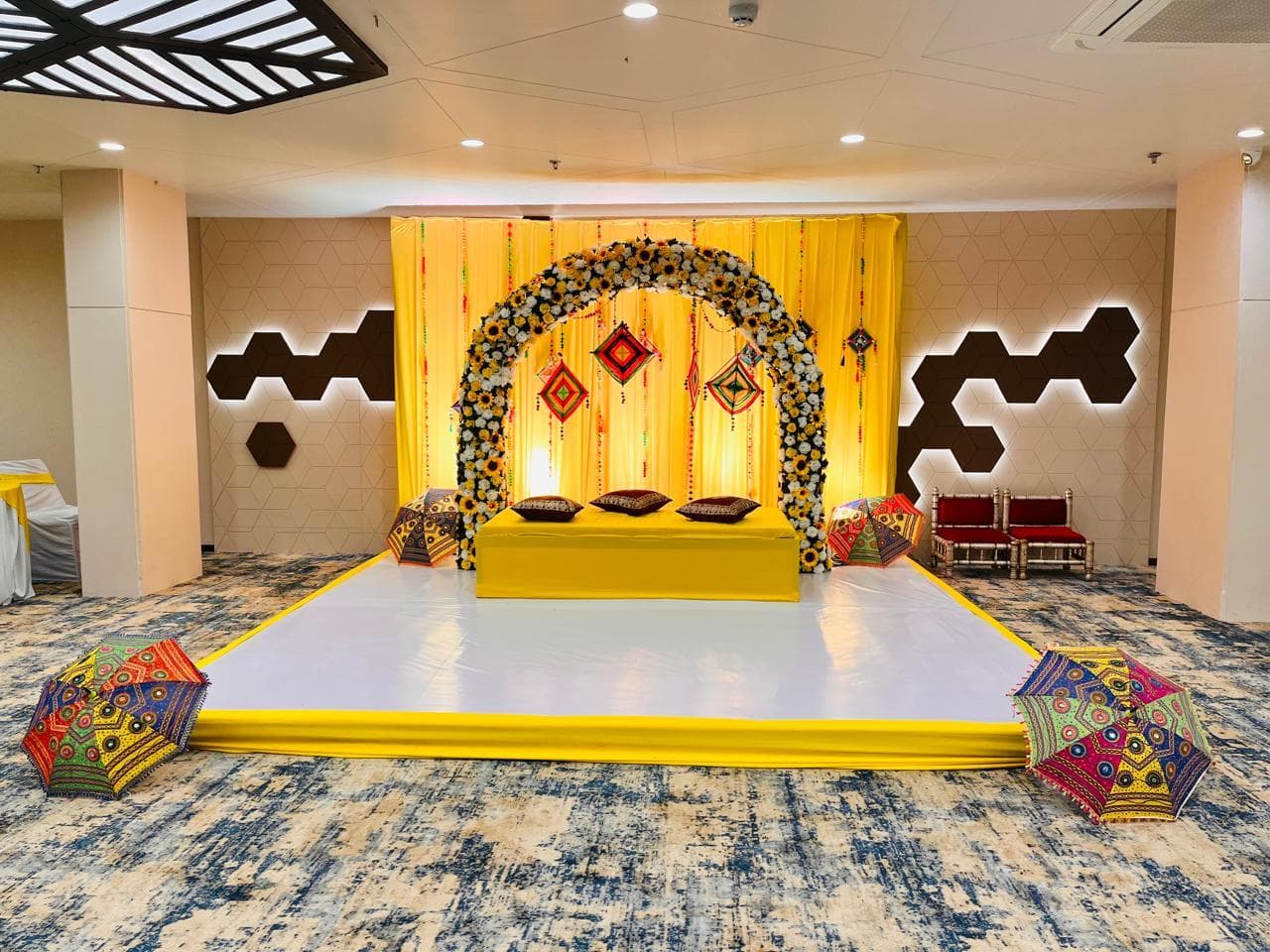 Pam Premium Hotel Vadodara photo 4