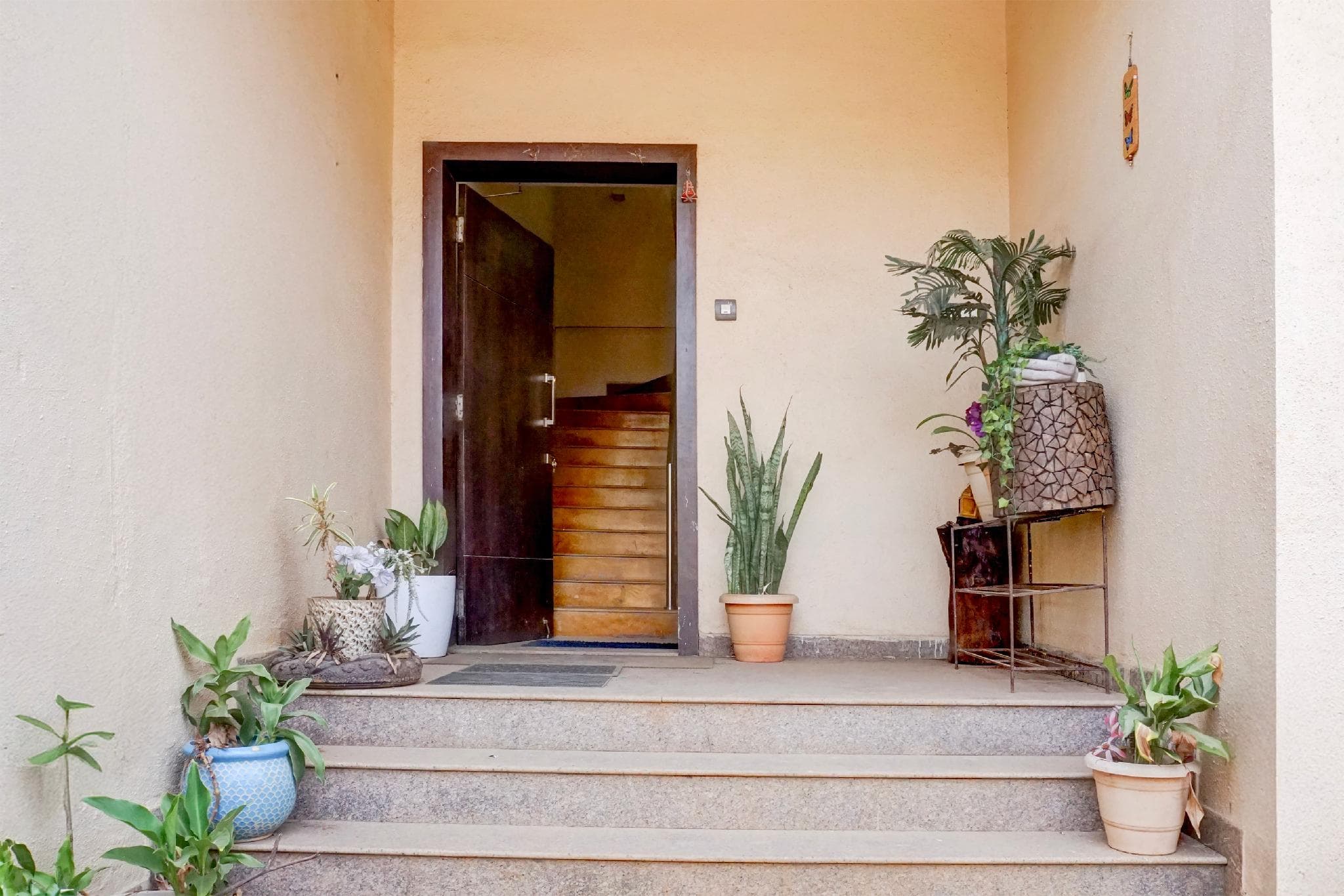 Super Collection O Varsoli Uptown formerly Carmello & Othelo Villas photo 4