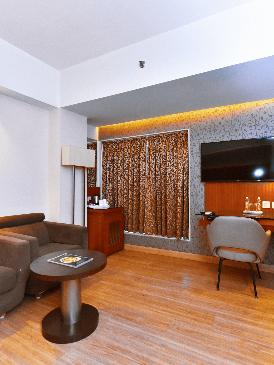 Celesta Hotel photo 2