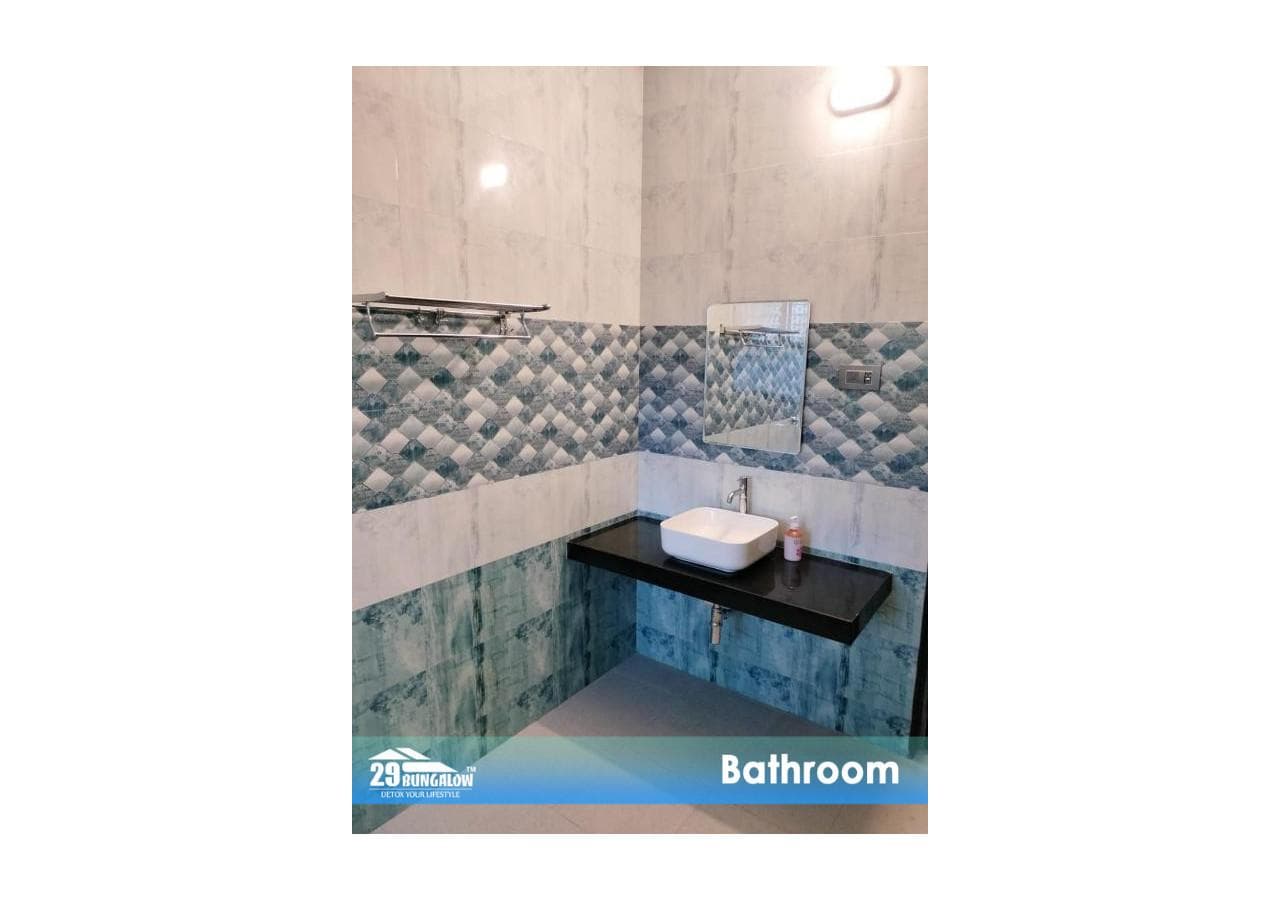 Rooms at Harbour View by 29 Bungalow photo 5