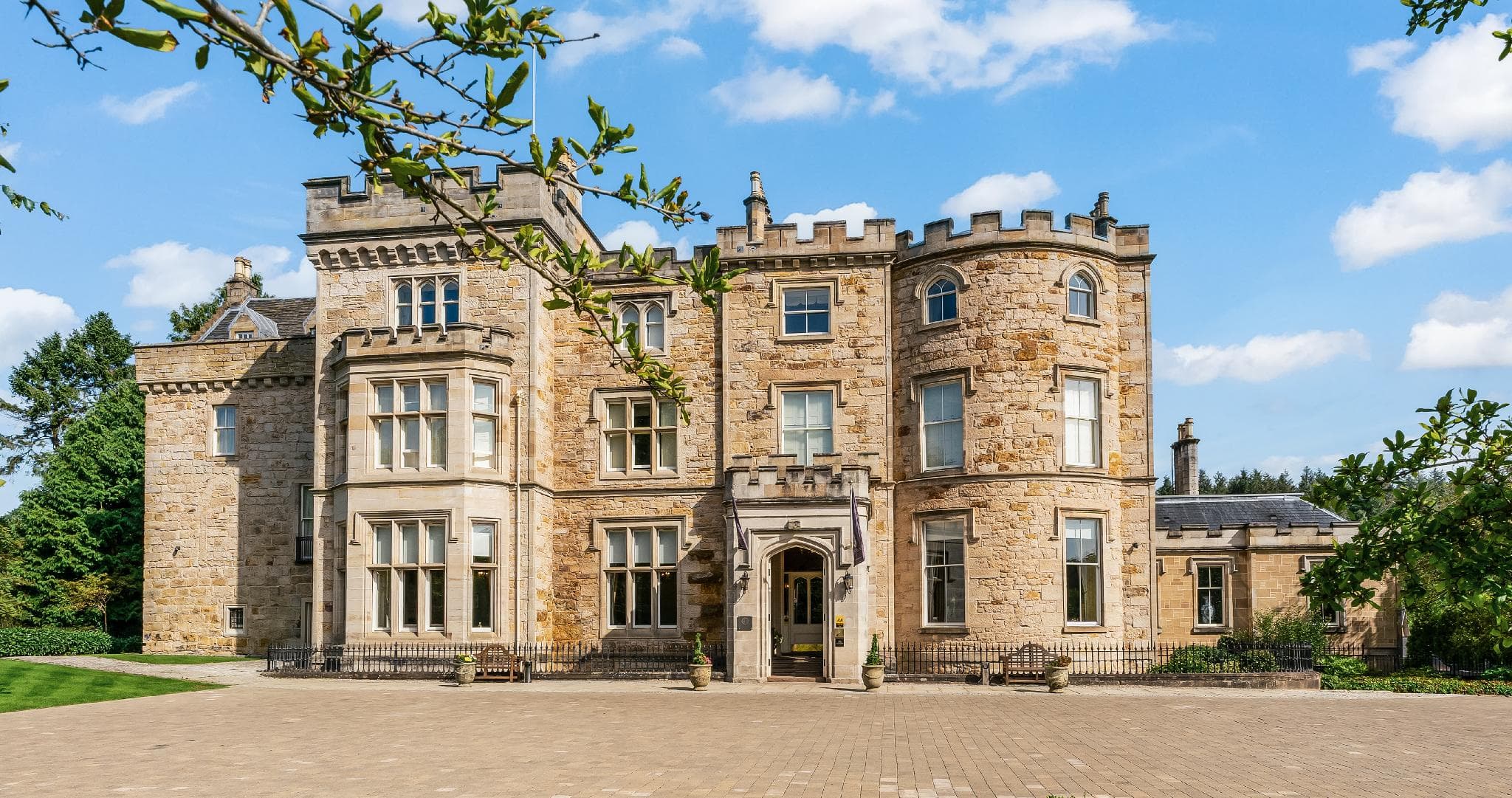 Crossbasket Castle