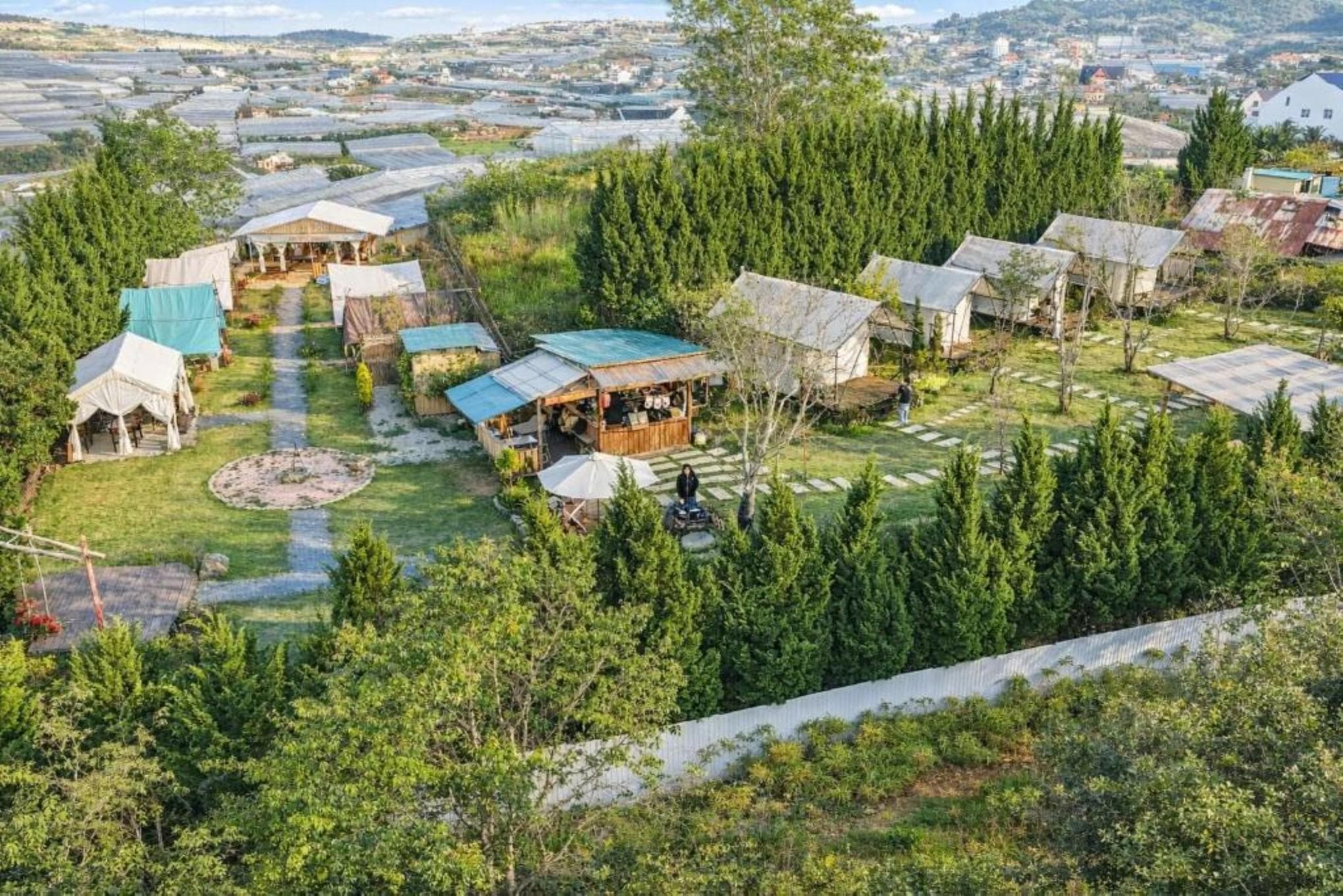 Santolina Homestay - Tây Hồ Hill