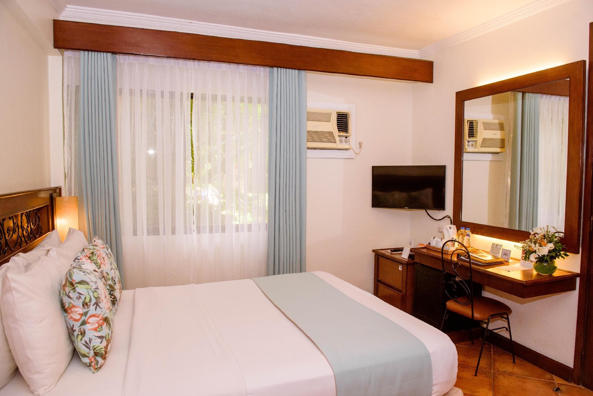 Montebello Hotel, Cebu photo 2