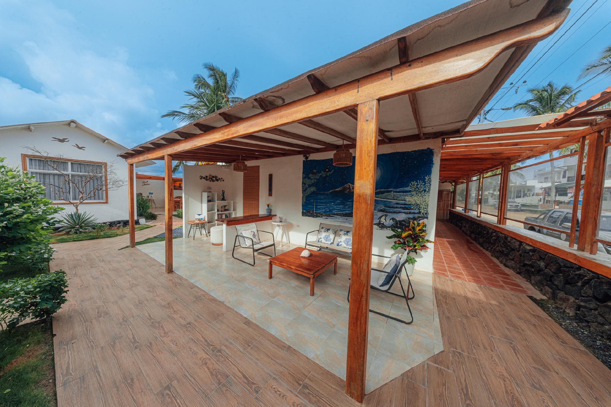 Hotel Coral Blanco w/high speed wifi by the beach
